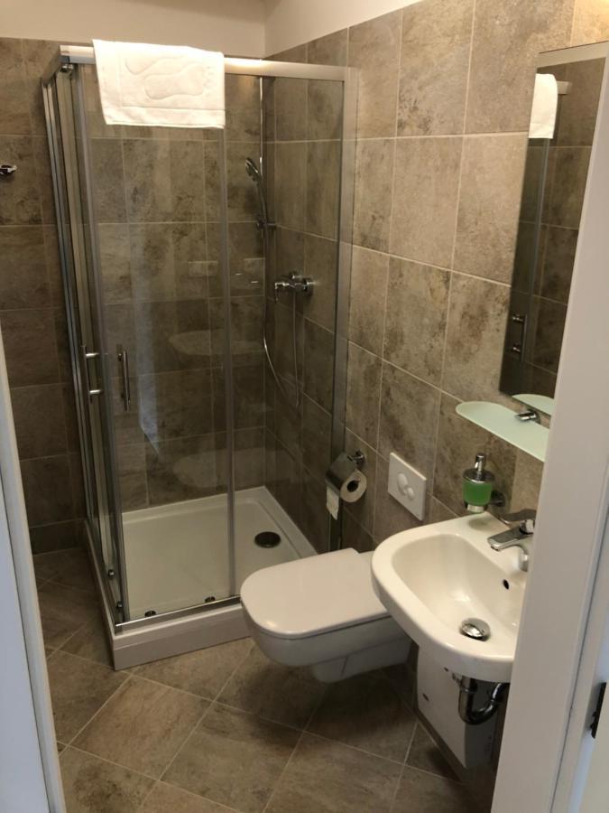 Egrensis Apartments ロケト エクステリア 写真